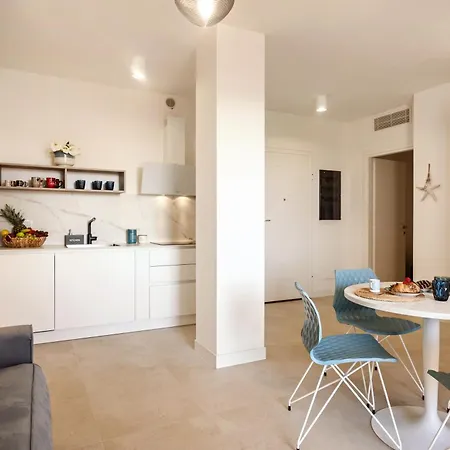 Maison Du Port - Boutique By Homey Experience * אולביה